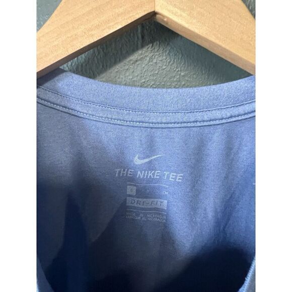 Nike Mens Blue Short Sleeve T-shirt Dr-fit Athletic the Nike Tee Size Small - Picture 3 of 3